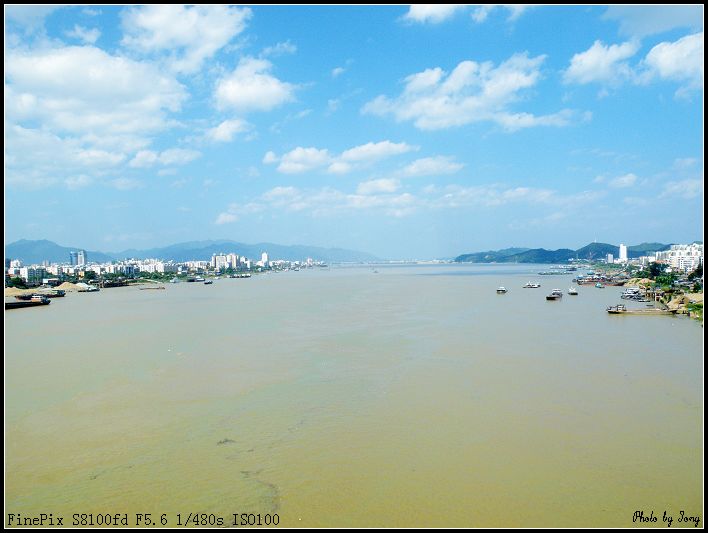 名称:  DSCF2229s.jpg
查看次数: 1234
文件大小:  60.5 KB